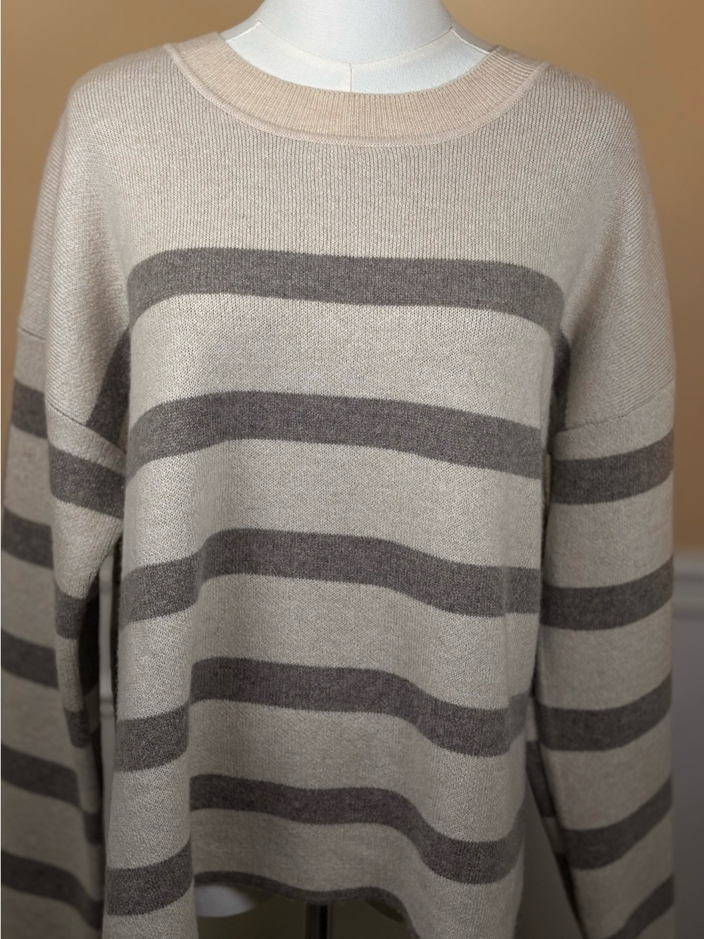 🤎 The Cashmere Project 98% Cashmere Striped Sweater L Oatmeal Taupe